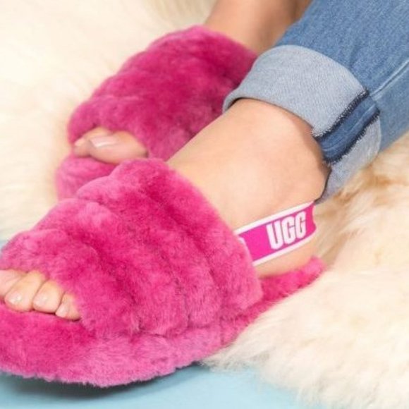 UGG Shoes - New NWoT UGG Women's FLUFF YEAH Fuchsia Slipper Slide 10 READ DESCRIPTION